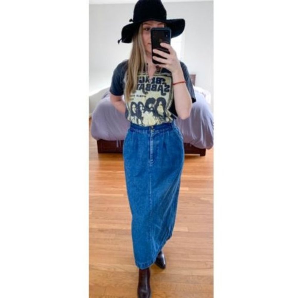 Classic Blue Denim Maxi Skirt - Timeless High-Waist Style